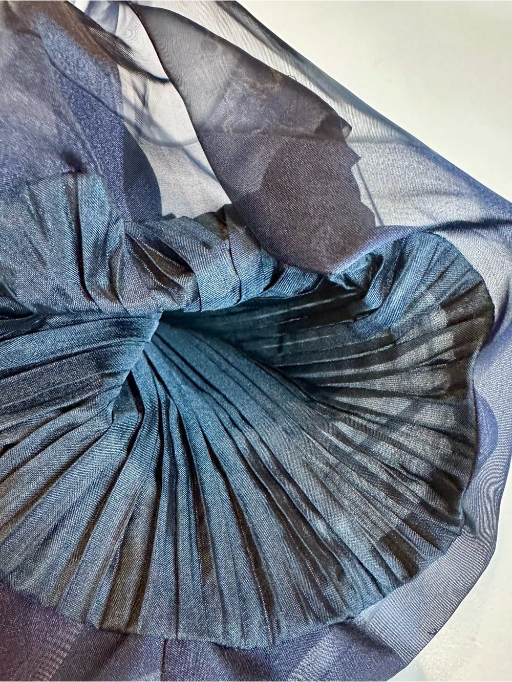 Issey Miyake Sheer Pleated Sculptural Jacket Navy Size 2 - Picture 13 of 14